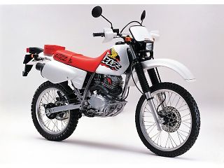 XLR125Rに適合する｜マフラーの商品一覧｜バイクパーツ・用品の総合