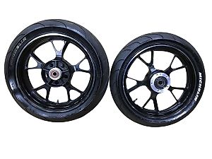 ウェビックガレージセール | 【M1】ZRX1200DAEG 排気バルブサーボ