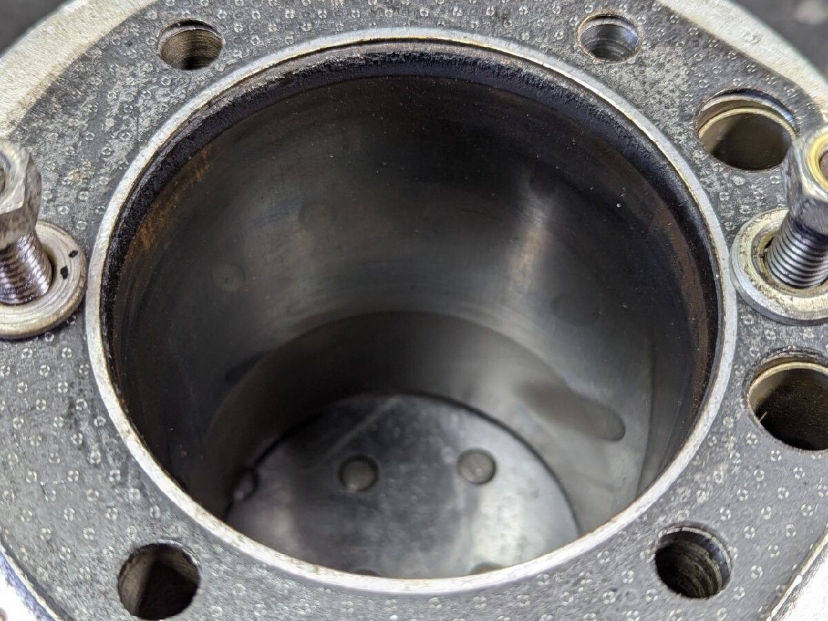 ウェビックガレージセール | □BMW R100RS 純正 シリンダー ピストン