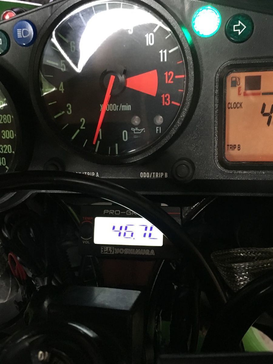 KAWASAKI ZX-12R「ヨシムラのデジテン取り付け」 | ウェビックコミュニティ