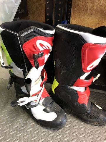 オフロードブーツからalpinestars:アルパインスターズの口コミ・動画