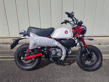 モンキー125/ホンダ LEDヘッドライト・テールランプ・ウインカー搭載の