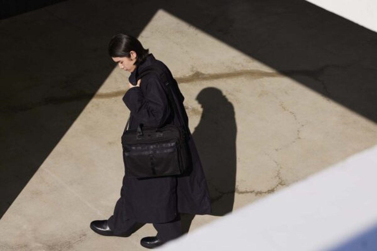 大人が買うべき吉田カバン】ビジネスバッグの新定番。黒一色の「POTR