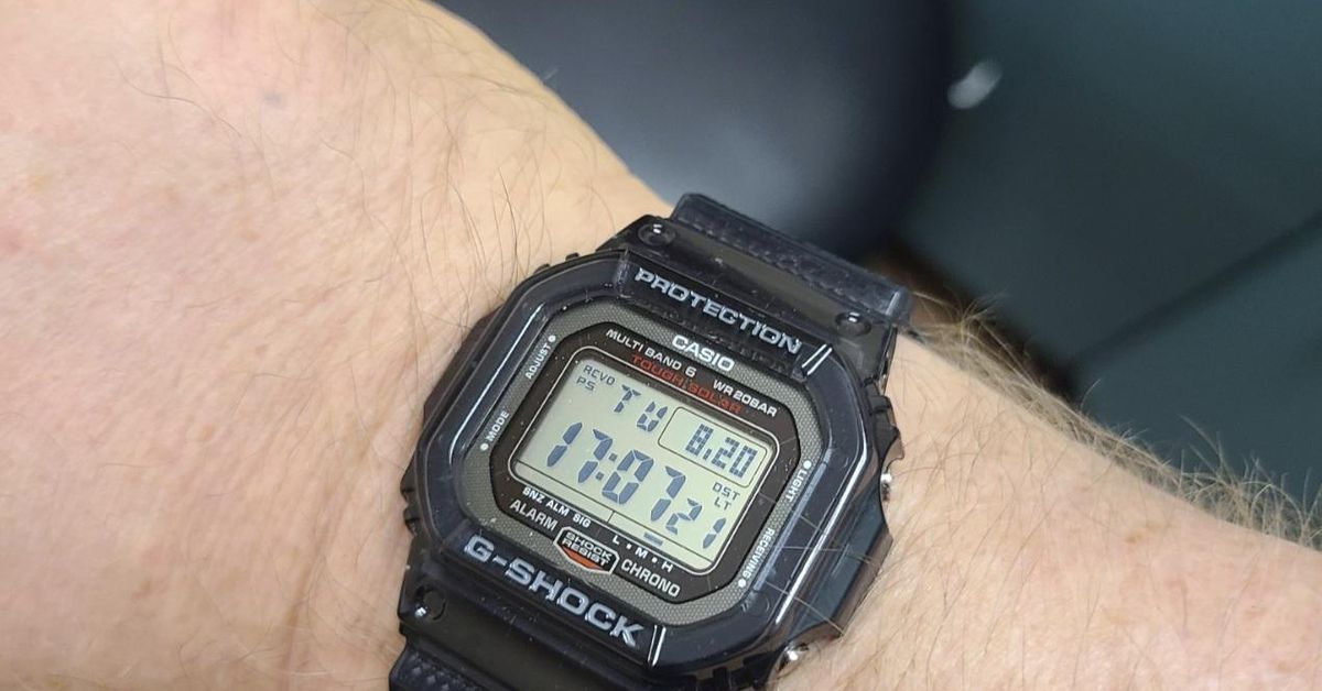 Casio G-Shock GW-S5600U-1JF Review: from a left handers point of