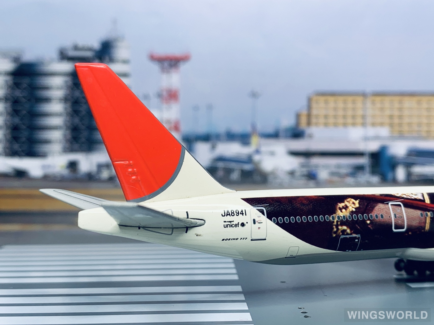 Phoenix 1:400 Boeing 777-300 Japan Airlines 日本航空PH10101 JA8941