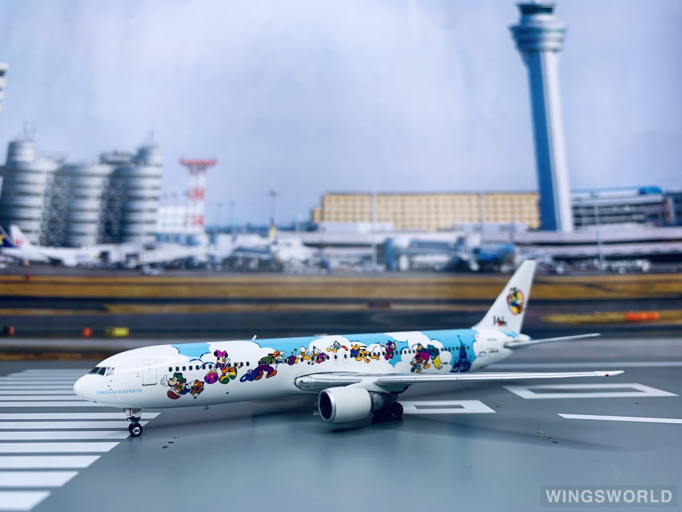 Phoenix 1:400 Boeing 767-300 Japan Airlines 日本航空PH04014 JA8397