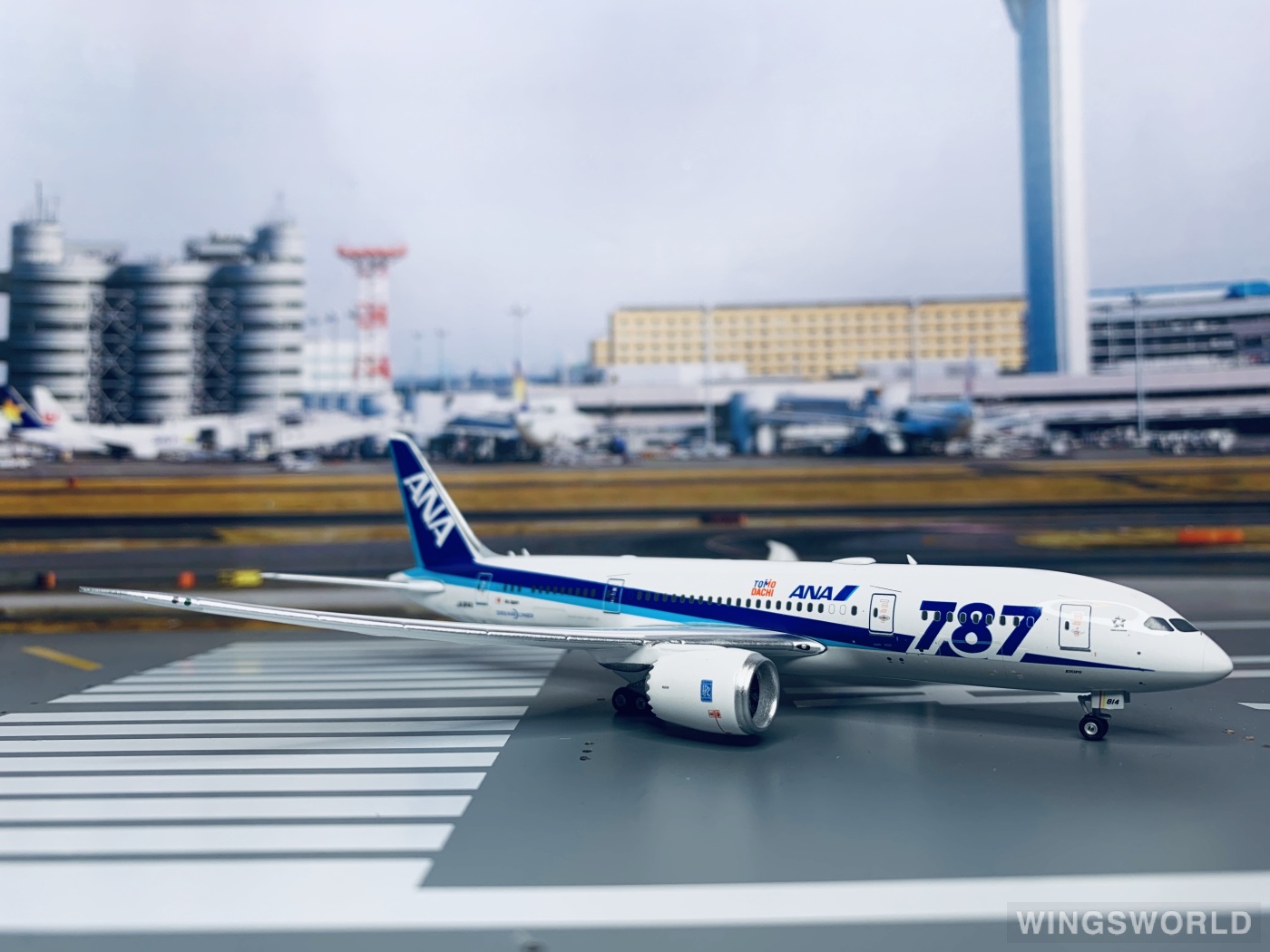 Phoenix 1:400 Boeing 787-8 ANA 全日空PH04303 JA814A 的照片作者