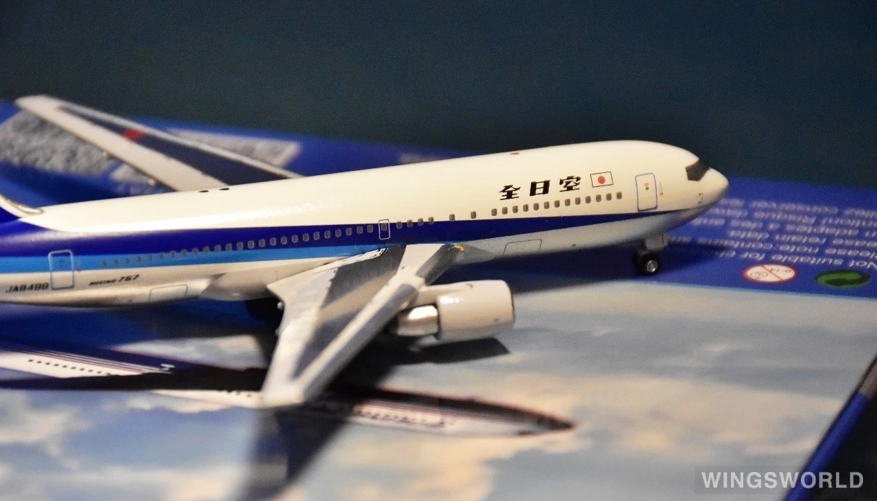 AeroClassics 1:400 Boeing 767-200 ANA 全日空AC419492 JA8488 的照片