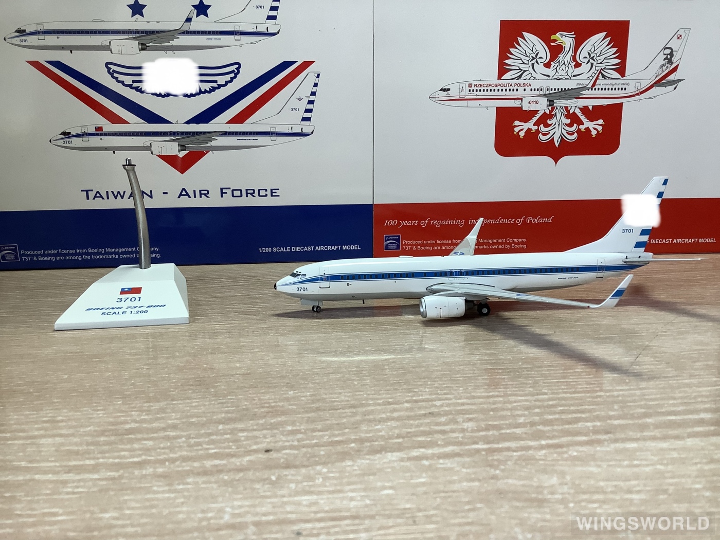 JC Wings 1:200 Boeing 737-800 Taiwan Air Force 中国台湾空军LH2243