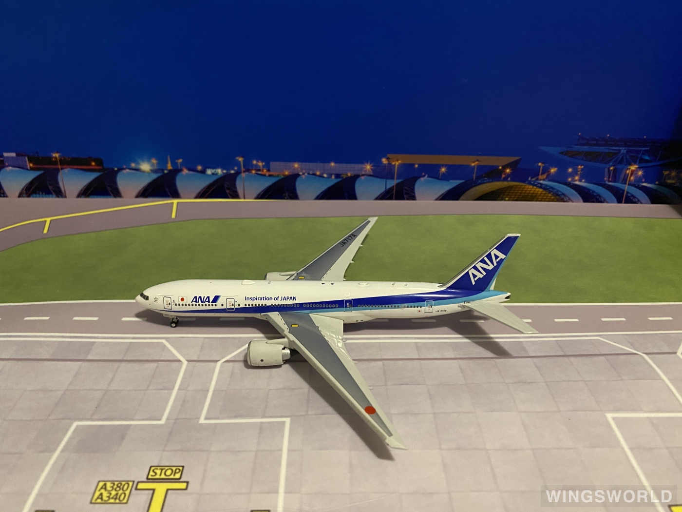 Phoenix 1:400 Boeing 777-200ER ANA 全日空PH04411 JA717A 的照片作者