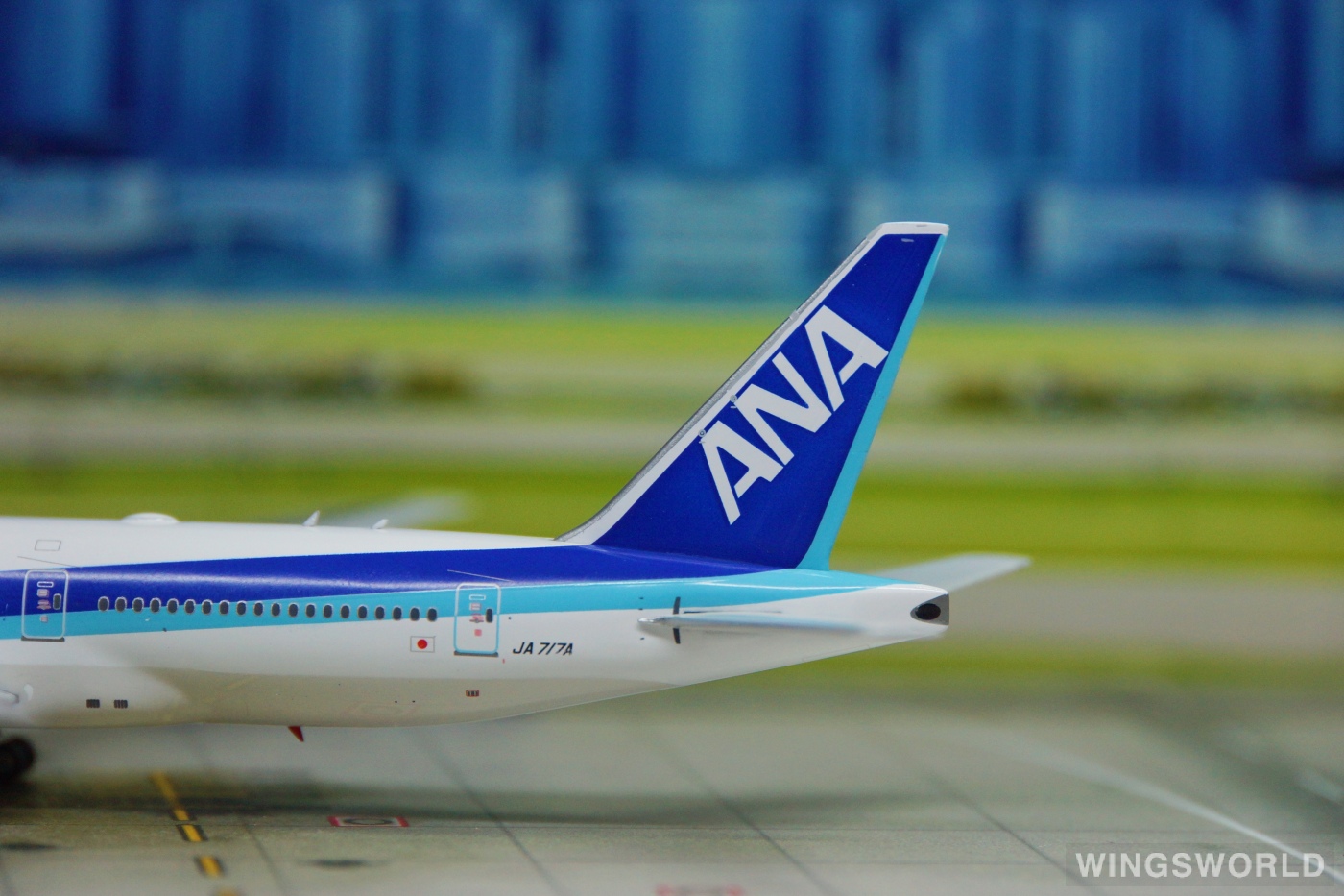 Phoenix 1:400 Boeing 777-200ER ANA 全日空PH04411 JA717A 的照片作者