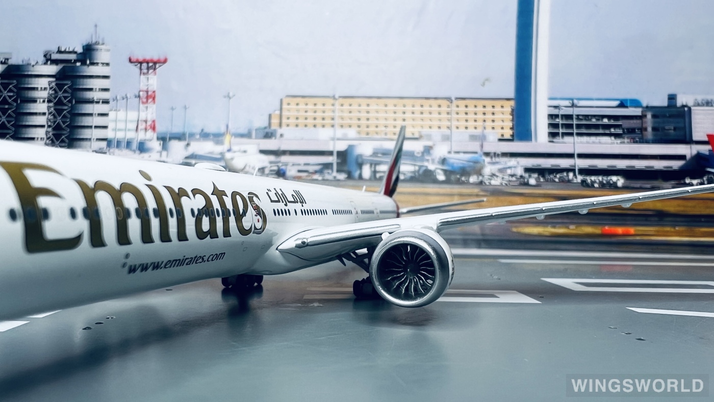 Geminijets 1:400 Boeing 777-9 Emirates 阿联酋航空GJUAE2160 A6-EZA