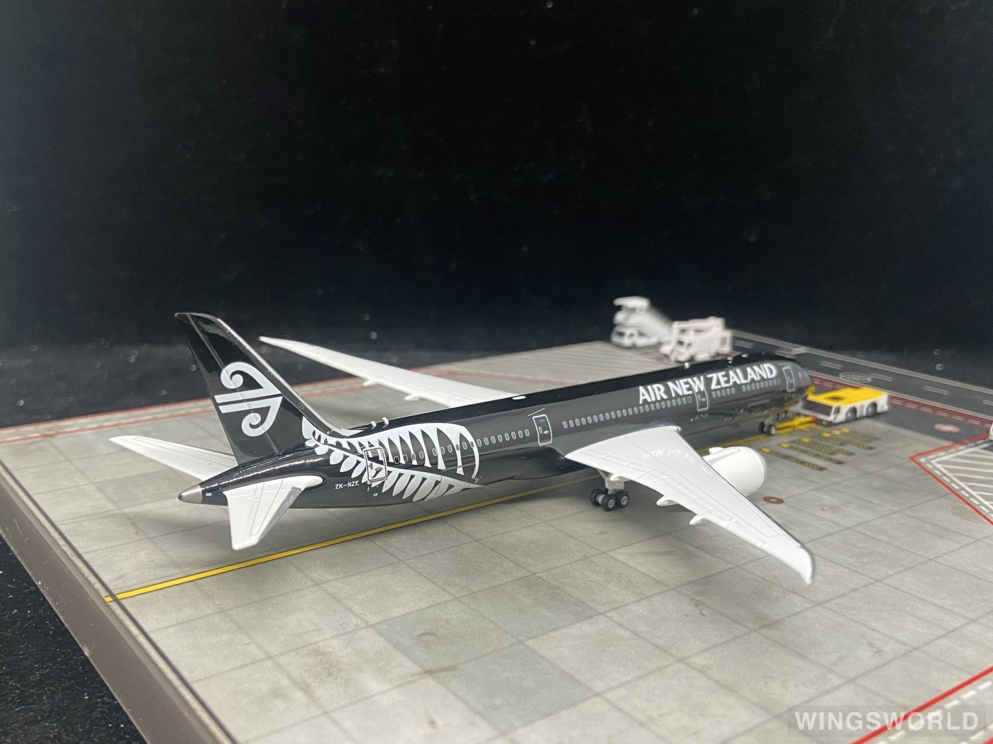 Phoenix 1:400 Boeing 787-9 Air New Zealand 新西兰航空PH10936 ZK