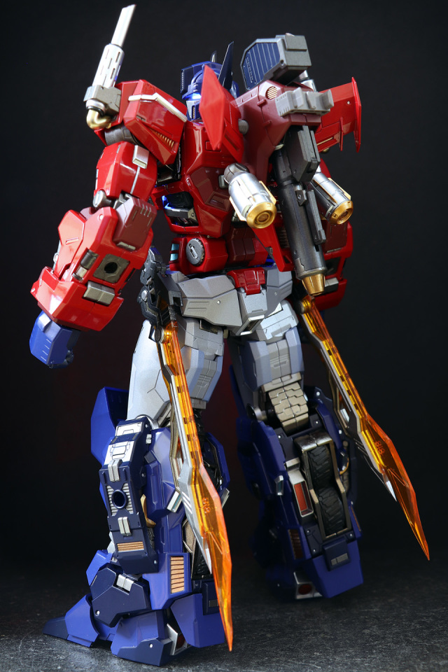 究極のオプティマスプライム - Flame Toys 鉄機巧 Optimus Prime (IDW Ver)
