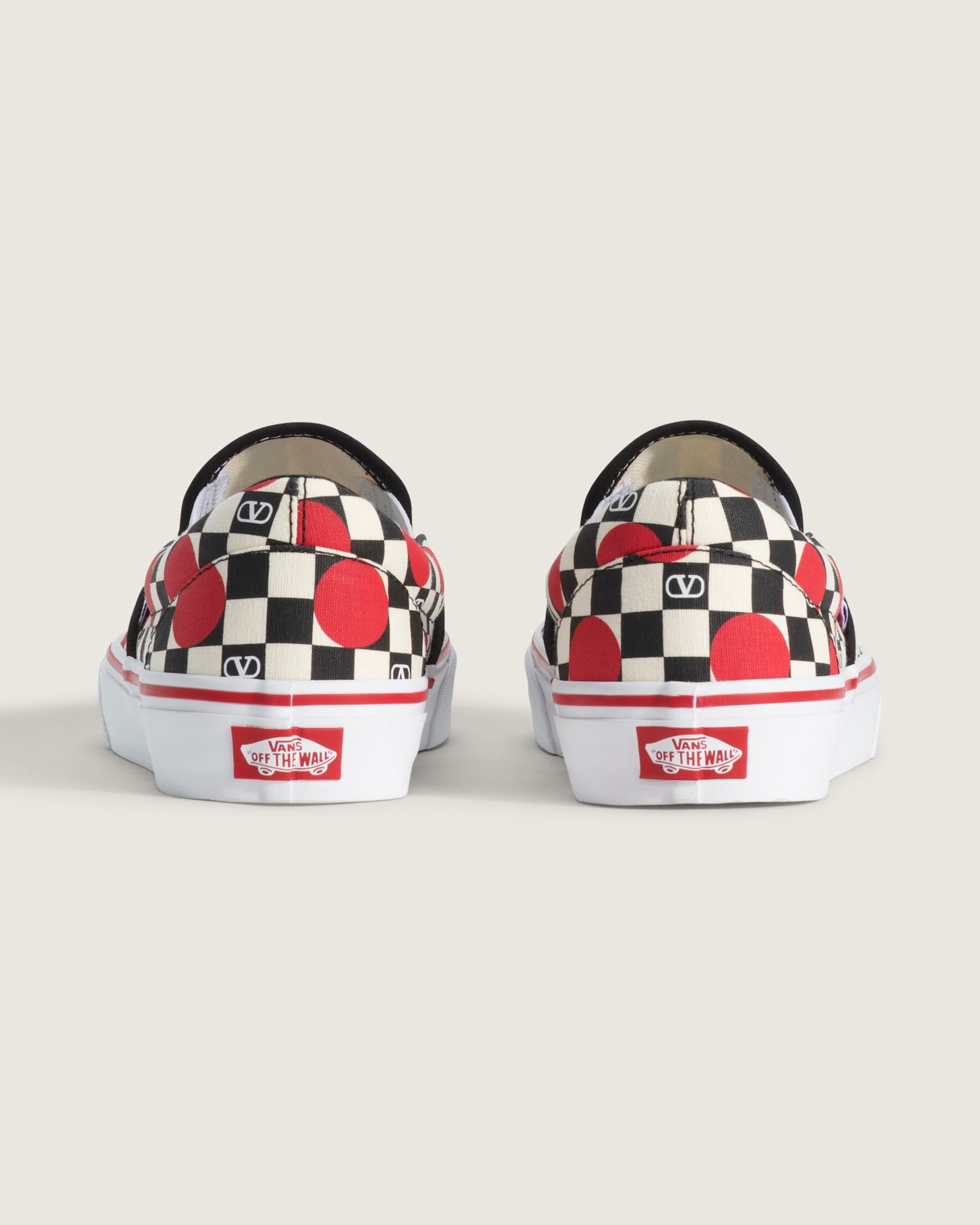 Valentino Garavani and Vans クラシック スリッポン| VANS（ヴァンズ