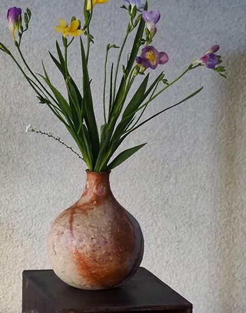 新作・横山直樹の備前花器・緋襷（ひだすき） | 備前焼きならではの