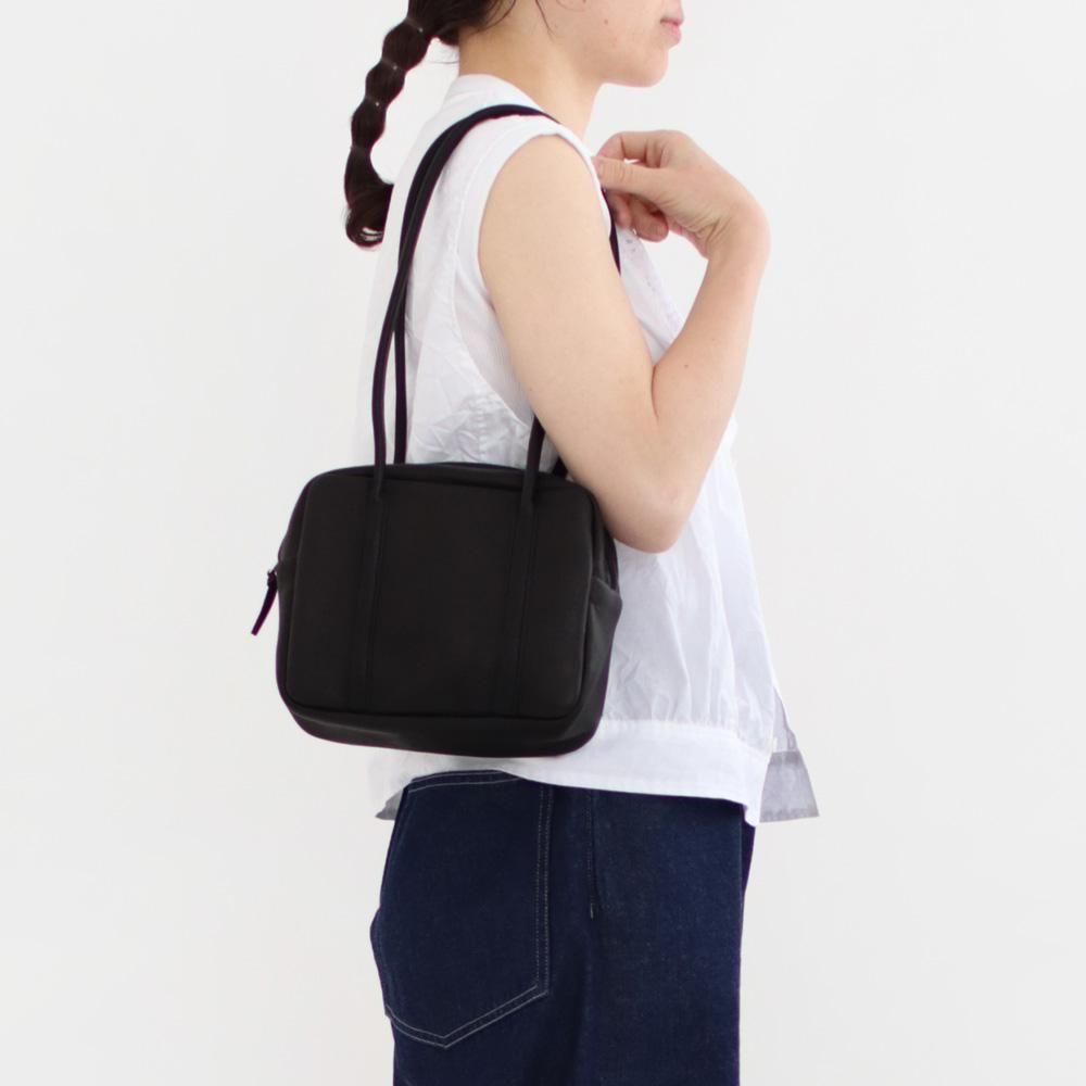Aeta | スクエアボストンロングハンドル S Black