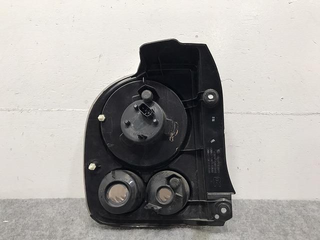 アルト ラパン ショコラ HE22S 純正 右 テールランプ/ライト/レンズ