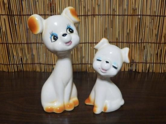 陶器製 レトロ ペア犬 置物 - 「宝の森」昭和レトロ雑貨、フィギュア