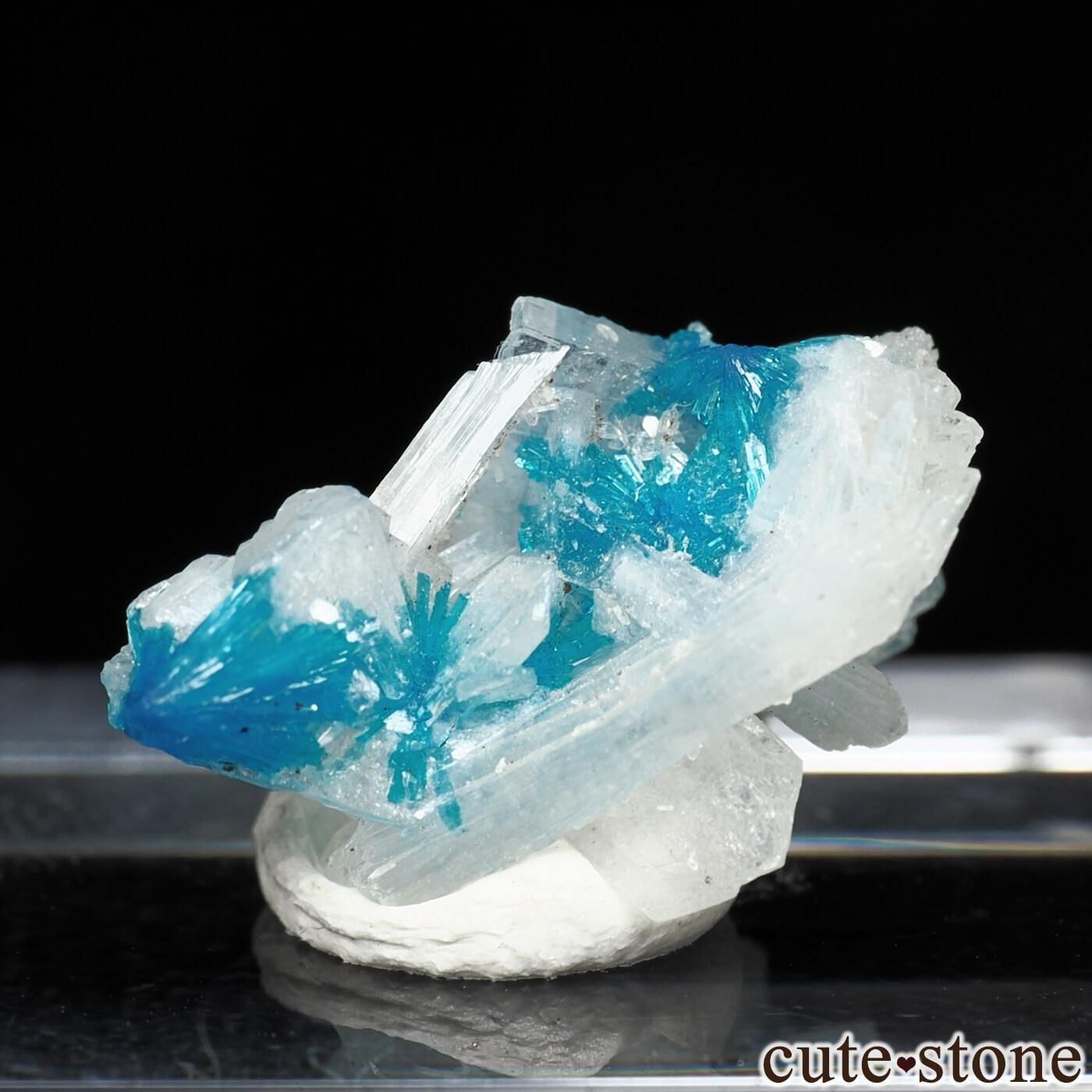 インド プネー Wagholi産 カバンサイト＆スティルバイトの原石 No.56