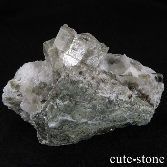 母岩付きオケナイト（オーケン石）の原石 177g - cute stone -