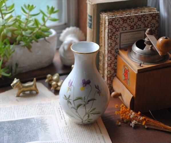 ドイツ ヴィンテージ 花柄 花瓶 磁器製 アンティーク