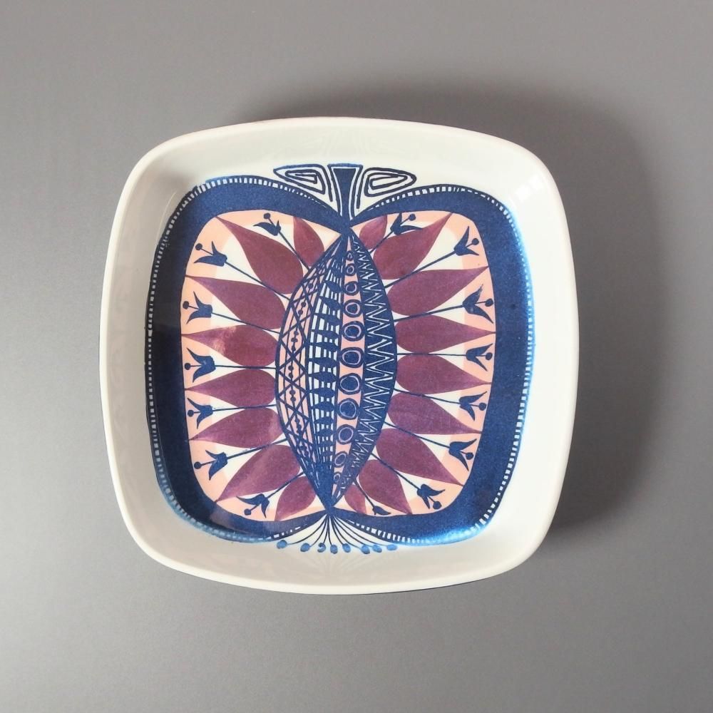 Royal Copenhagen Tenera｜Beth Breyenの果実柄スクエアプレート