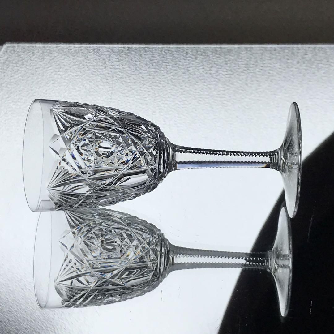 アンティークバカラ製ラグニーシリーズ重厚なワイングラス