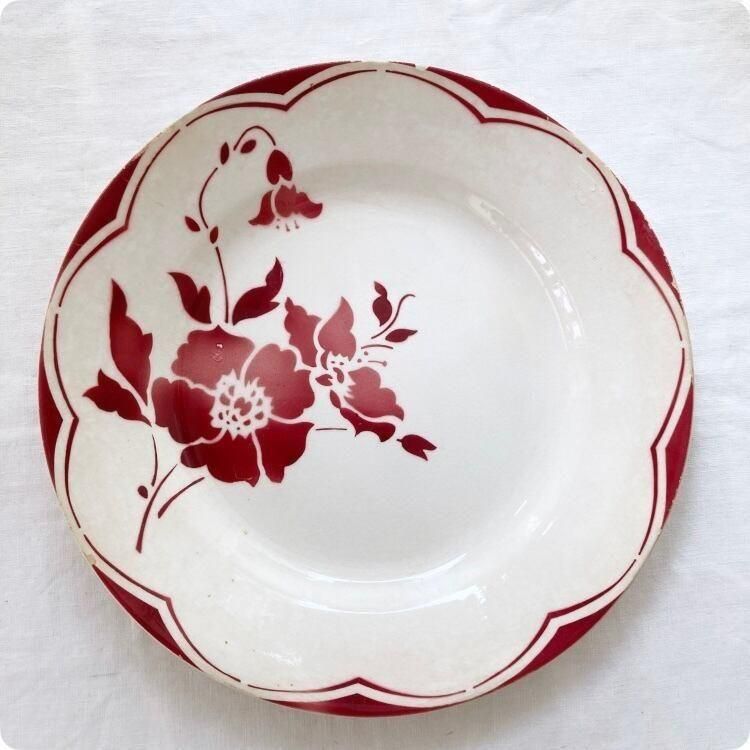 フランスアンティーク GIEN 赤い花柄皿