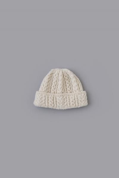 ウールアルパカのケーブルニットキャップ - DARUMA STORE