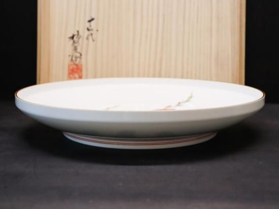 人間国宝】十四代柿右衛門作 濁手グラジオラス皿 - 有田焼 八右衛門窯