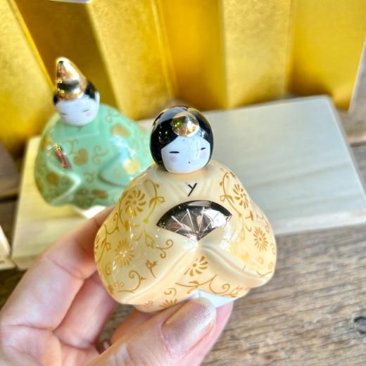 薬師窯 彩絵花錦雛 香色 | 唐草模様のちょっと大人っぽい陶器のお雛様