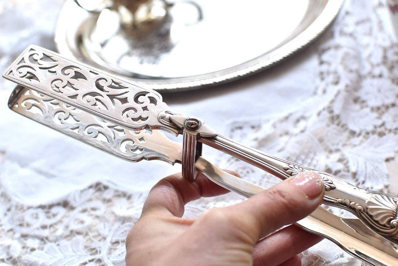 英国アンティーク銀器【シルバープレート】1866年 サーバー/サラダ