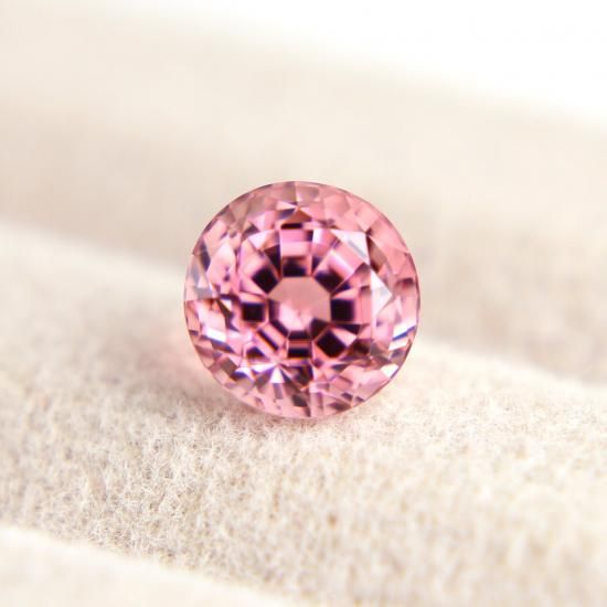 ナイジェリア産ピンクトルマリン1.39ct パーフェクトカット - IRODORI