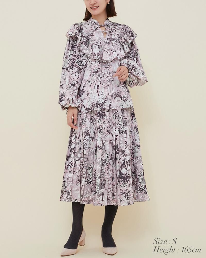 プリントフリルブラウス(ブラック) - seventen