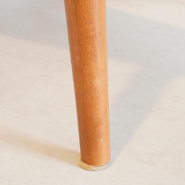 unico(ウニコ)取扱い、DOZE(ドゥーゼ)ハイバックチェアです。チェコの