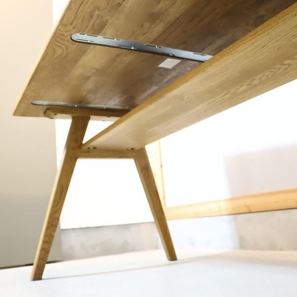 unico(ウニコ) ADDAY(アディ) ダイニングテーブルです♪木の表情を