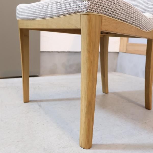 人気のkarimoku(カリモク家具)/Chitano(チターノ)よりダイニングチェア