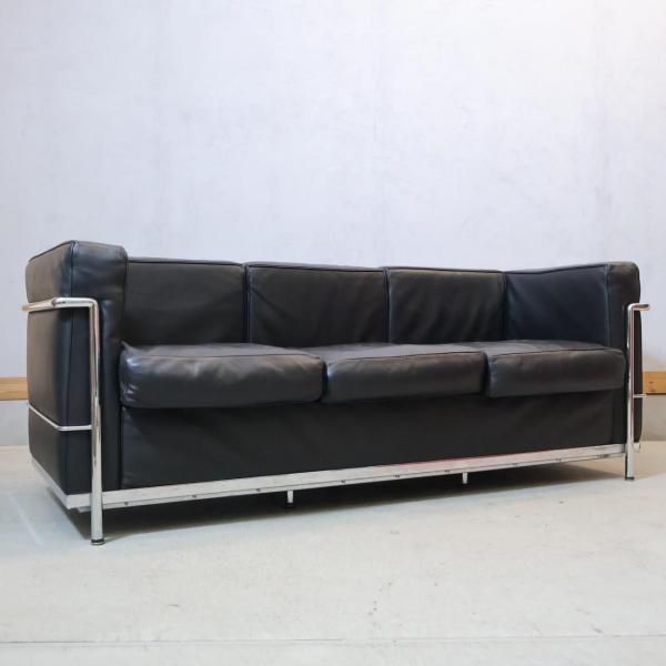 IDC OTSUKA(大塚家具)のグラン・コンフォール 総革張り3人掛けソファー