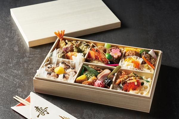 ケース特価】桐箱高級弁当 6仕切 30個 ／ 木具輪オリジナル商品