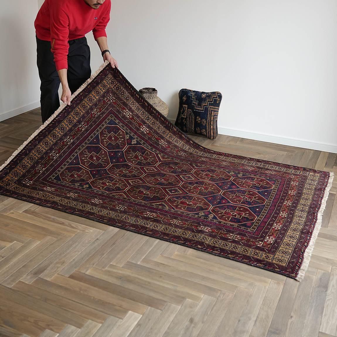 天然素材のラグは美しく経年変化するバルーチ188×129cm【送料無料