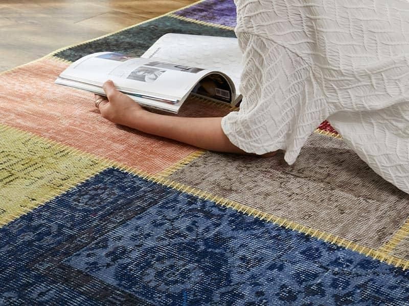 世界にたった1つ。斬新でモダンな『ビンテージパッチワークラグ #05