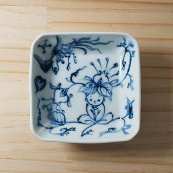 妖精唐子の小皿A 平戸藤祥五光窯 縦85×横85×高さ25mm 三川内焼 磁器