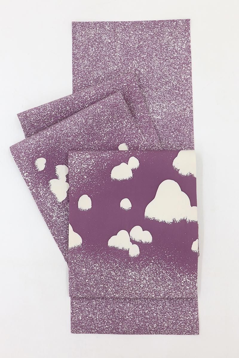 銀座【H-0333】塩瀬地 開き染名古屋帯 中紫色 蝋叩きに抽象文（落款入