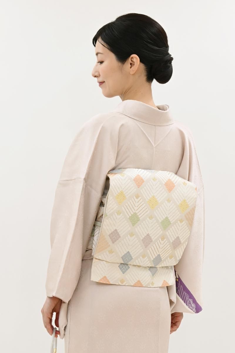 銀座【L-8398】袋帯 灰白色 松菱文 - 銀座きもの青木｜長く大切に着