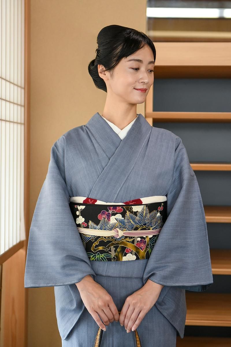 銀座【帯5873】浦野理一作 縮緬地 二部式 染名古屋帯 黒色 松竹梅の図