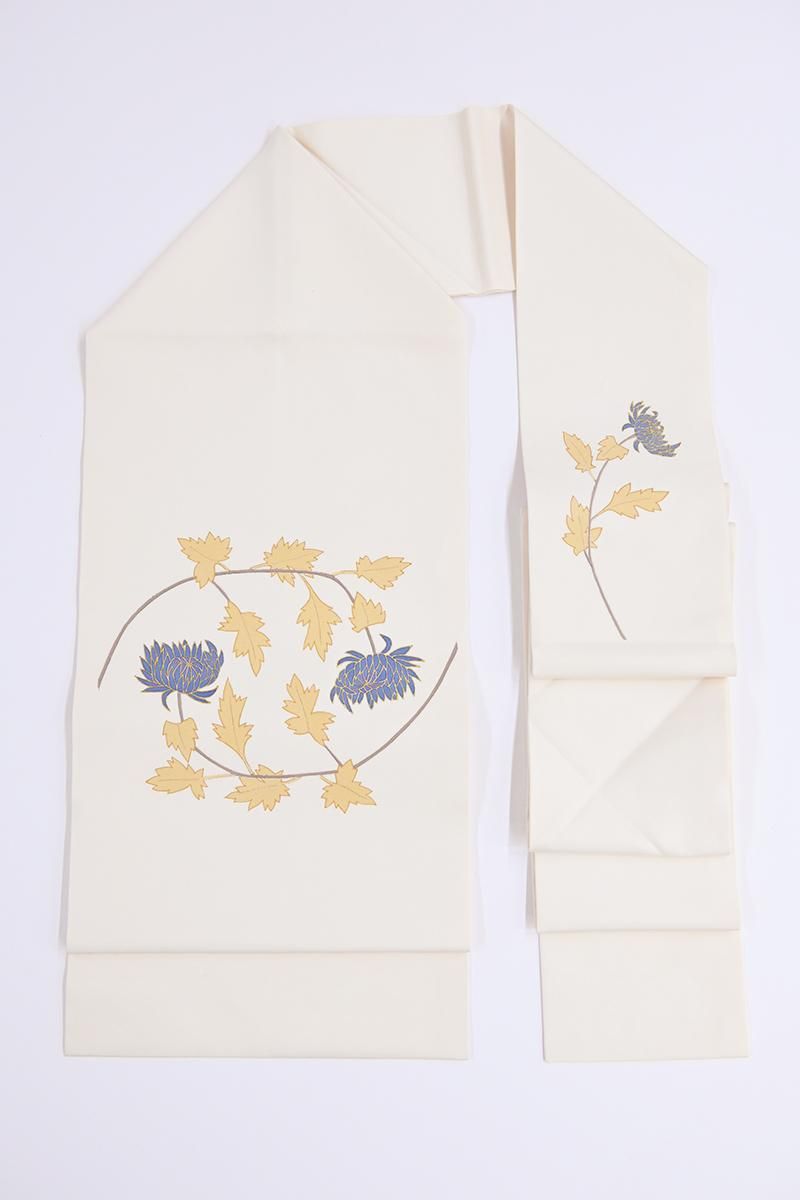 銀座【H-0906】塩瀬地 染名古屋帯 白練色 菊の図 - 銀座きもの青木