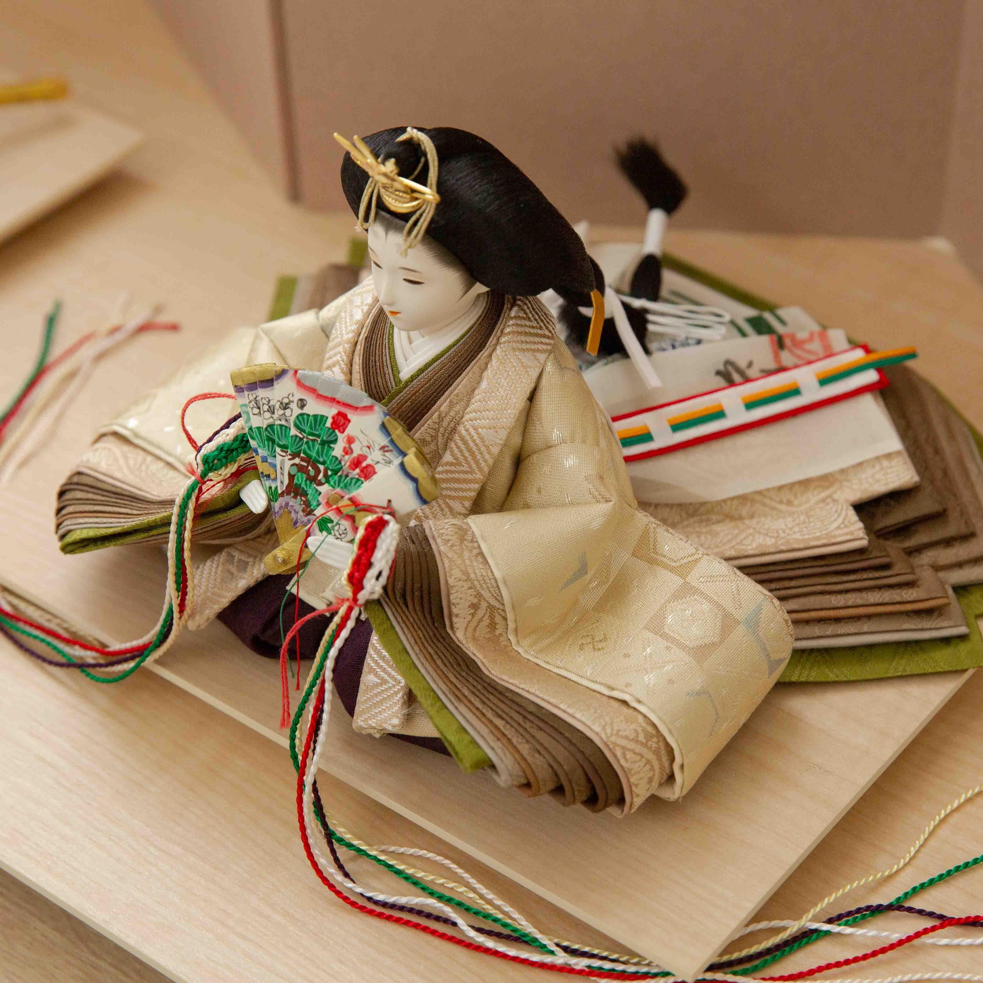 雛人形 芥子(京十二) | モダン親王飾り - 雛人形・五月人形・羽子板