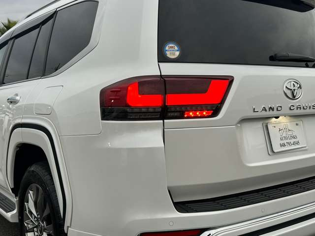 トヨタ ランドクルーザー300 3.5 ZX 4WD フルオプション モデリスタ