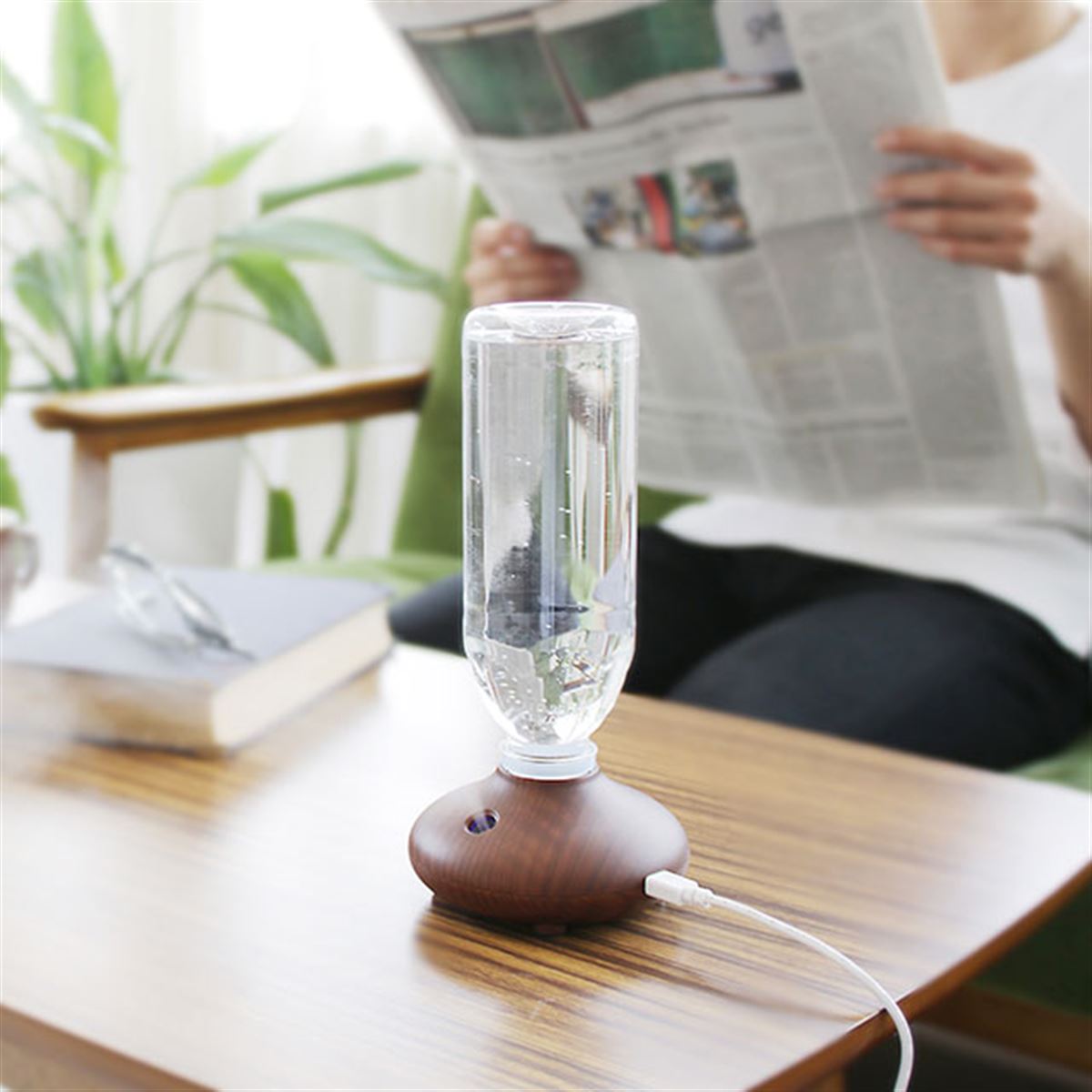 阪和、コンパクトなペットボトル式加湿器「-wood- PR-HF017」 - 価格.com